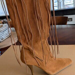 Rouge Helium Suede Fringed Heeled Boots Women's Size 10 Like New